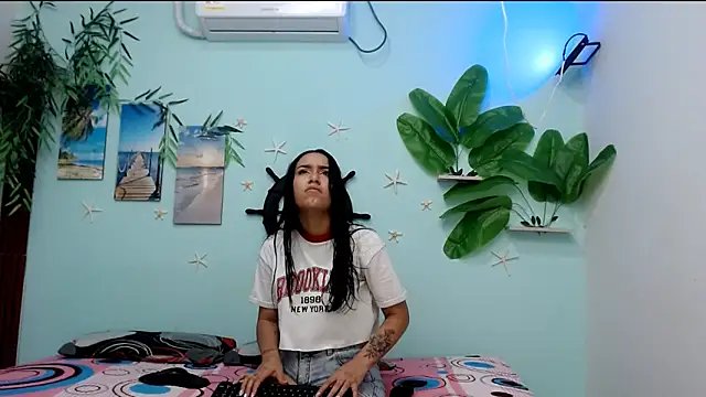 lucerodelamanana343 online show from 11, 2, 2026