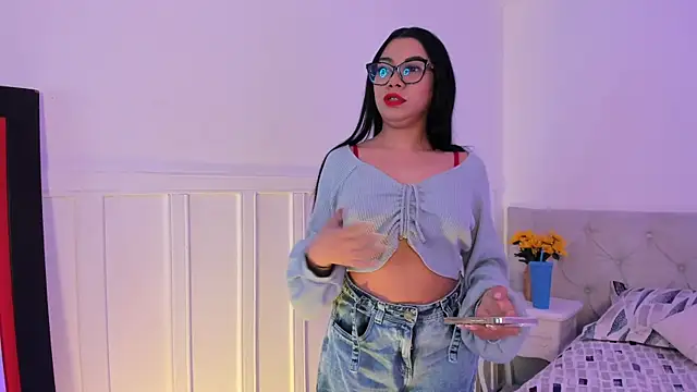 Little Lexyy online show from 17, 5, 2026