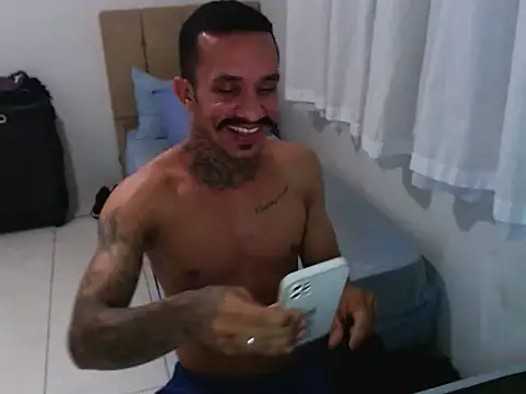 Snapshot of lipegonzalezz chatting on 6, 2, 2026 lipegonzalezz online show from 6, 2, 2026