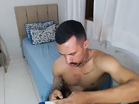 Snapshot of lipegonzalezz chatting on 4, 3, 2026 lipegonzalezz online show from 4, 3, 2026