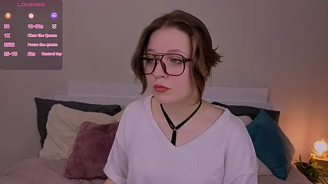 Snapshot of Next2Marie chatting on 5, 2, 2026 Next2Marie online show from 5, 2, 2026