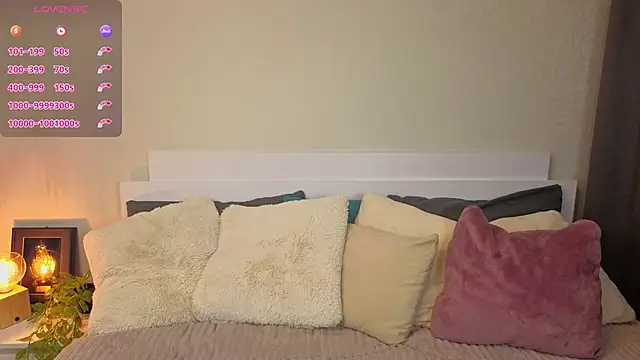 Snapshot of Next2Marie chatting on 1, 3, 2026 Next2Marie online show from 1, 3, 2026