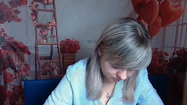 Snapshot of VeronicaSvitt chatting on 25, 2, 2026 VeronicaSvitt online show from 25, 2, 2026