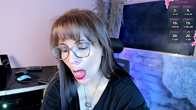 milenahot  69 online show from 13, 4, 2026