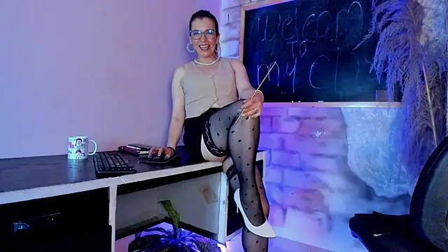 milenahot  69 online show from 2, 7, 2026
