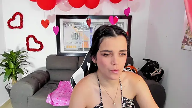 LucianaMoreau online show from 20, 2, 2026