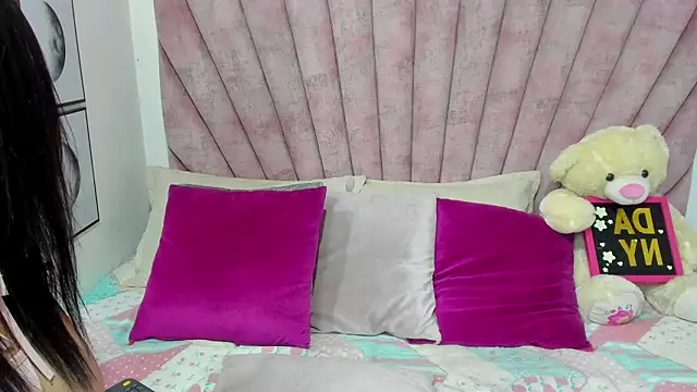 danibellucii  online show from 16, 3, 2026