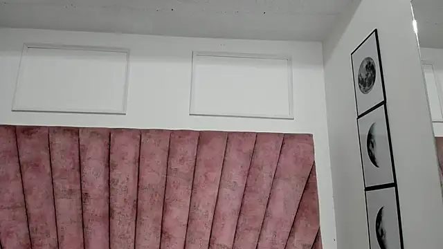 Snapshot of danibellucii_ chatting on 2, 3, 2026 danibellucii online show from 2, 3, 2026