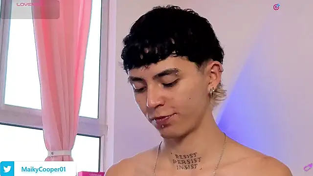 Maiky Cooper01 online show from 26, 3, 2026