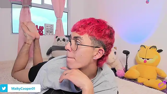 Maiky Cooper01 online show from 22, 2, 2026