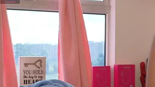 Maiky Cooper01 online show from 22, 3, 2026