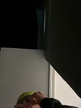 Maiky Cooper01 online show from 17, 3, 2026