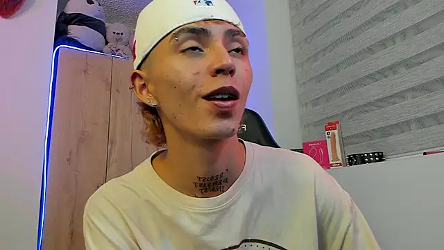 Maiky Cooper01 online show from 15, 1, 2026