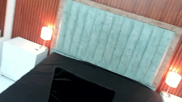 Arianaa Cooper  online show from 10, 2, 2026