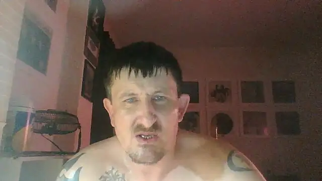 Snapshot of 2flimsy chatting on 4, 6, 2026 2flimsy online show from 4, 6, 2026