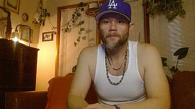 Snapshot of marcus_graves_13 chatting on 8, 2, 2026 marcus graves 13 online show from 8, 2, 2026