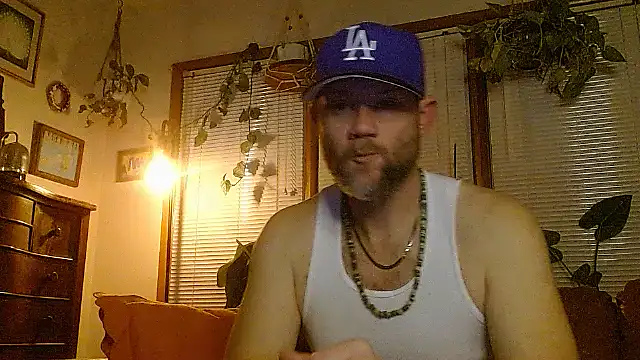 Snapshot of marcus_graves_13 chatting on 5, 2, 2026 marcus graves 13 online show from 5, 2, 2026