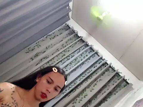 LOVELYMAYUMIE online show from 9, 12, 2024