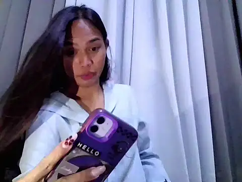 LOVELYMAYUMIE online show from 23, 3, 2026