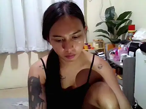 LOVELYMAYUMIE online show from 11, 6, 2026