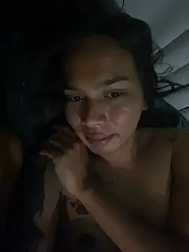 LOVELYMAYUMIE online show from 4, 4, 2026