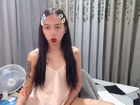 LOVELYMAYUMIE online show from 7, 12, 2024