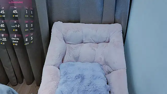 Mia-zhan online show from 3, 2, 2026