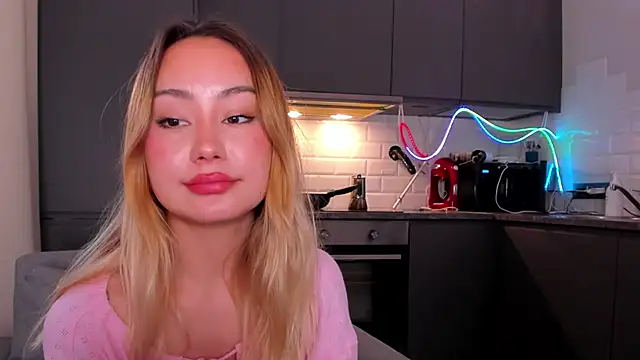 Snapshot of JessicaBeverly_ chatting on 16, 2, 2026 JessicaBeverly online show from 16, 2, 2026