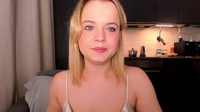 JessicaBeverly  online show from 27, 4, 2026