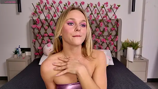 Snapshot of Ellis_Blossom chatting on 19, 1, 2026 Ellis Blossom online show from 19, 1, 2026