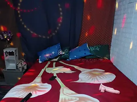 BriannaCruz24 online show from 5, 3, 2026