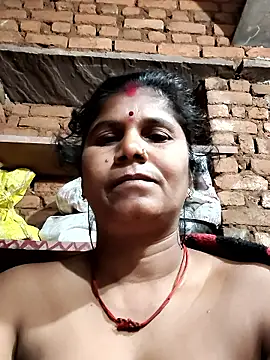 Snapshot of Hot_di97 chatting on 5, 2, 2026 Hot di97 online show from 5, 2, 2026