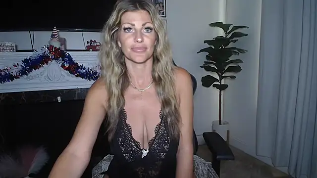 kaitlyncollins26 online show from 18, 6, 2026