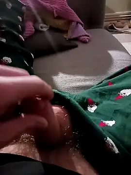 Hertsguy1984 online show from 7, 2, 2026