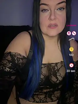 Miss CurvesXXX online show from 28, 4, 2026
