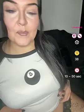 Miss CurvesXXX online show from 10, 5, 2026