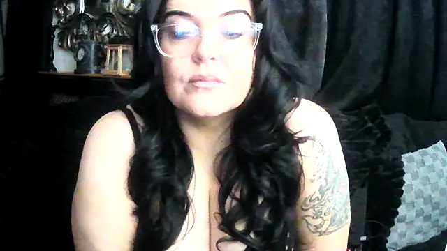 Miss CurvesXXX online show from 10, 2, 2026