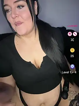 Miss CurvesXXX online show from 3, 5, 2026