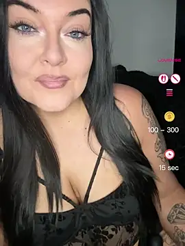 Miss CurvesXXX online show from 7, 5, 2026