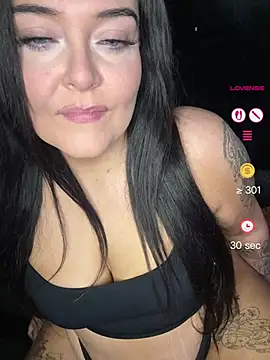 Miss CurvesXXX online show from 9, 6, 2026