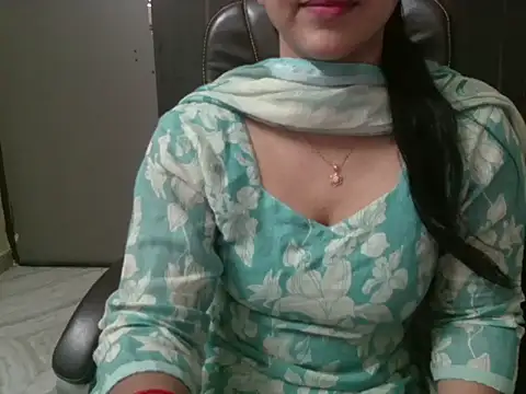 Snapshot of Adaa7 chatting on 6, 6, 2026 Adaa7 online show from 6, 6, 2026