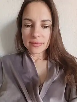 Snapshot of She-Moon chatting on 11, 6, 2026 She-Moon online show from 11, 6, 2026
