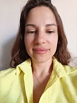 Snapshot of She-Moon chatting on 26, 6, 2026 She-Moon online show from 26, 6, 2026