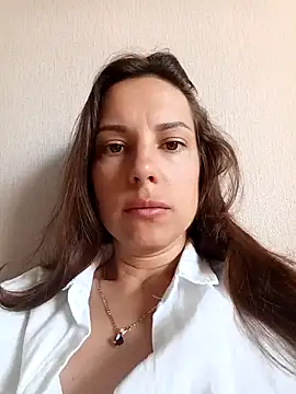 Snapshot of She-Moon chatting on 1, 7, 2026 She-Moon online show from 1, 7, 2026
