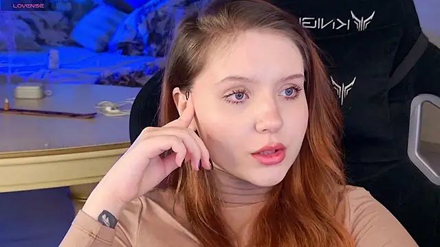 YouHoldMe online show from 7, 3, 2026