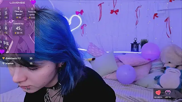 Ashley Veil online show from 5, 3, 2026