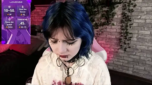 Ashley Veil online show from 6, 2, 2026