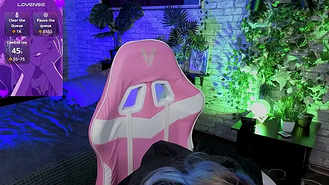 Ashley Veil online show from 20, 2, 2026