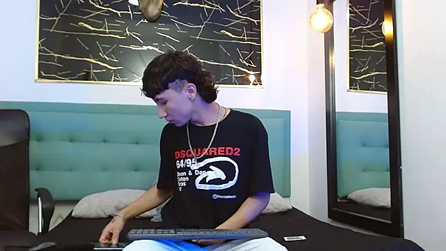 XanderGrey8 online show from 16, 1, 2026