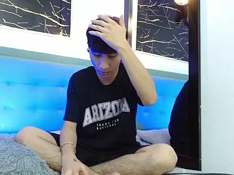 XanderGrey8 online show from 5, 2, 2026